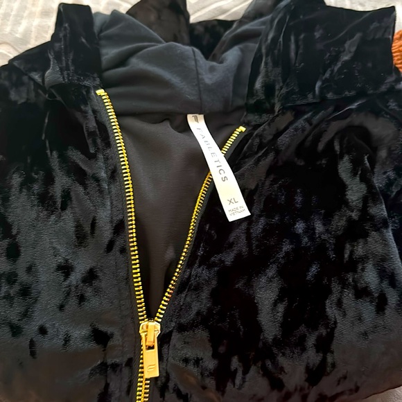 Fabletics Crushed Velour black zip up hoodie & Crushed Velour wide leg pant Red - Picture 8 of 13